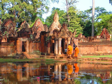 Banteay Srei temple